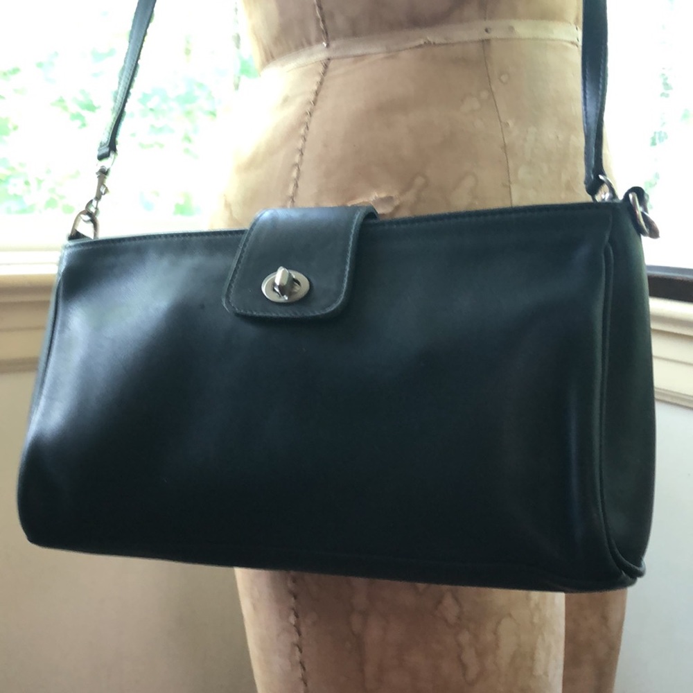Classic vintage authentic Coach leather handbag